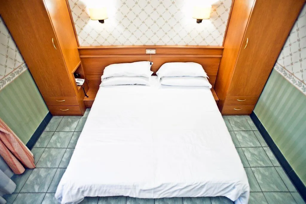 Kolping Hotel Casa Domitilla Rome 3*,