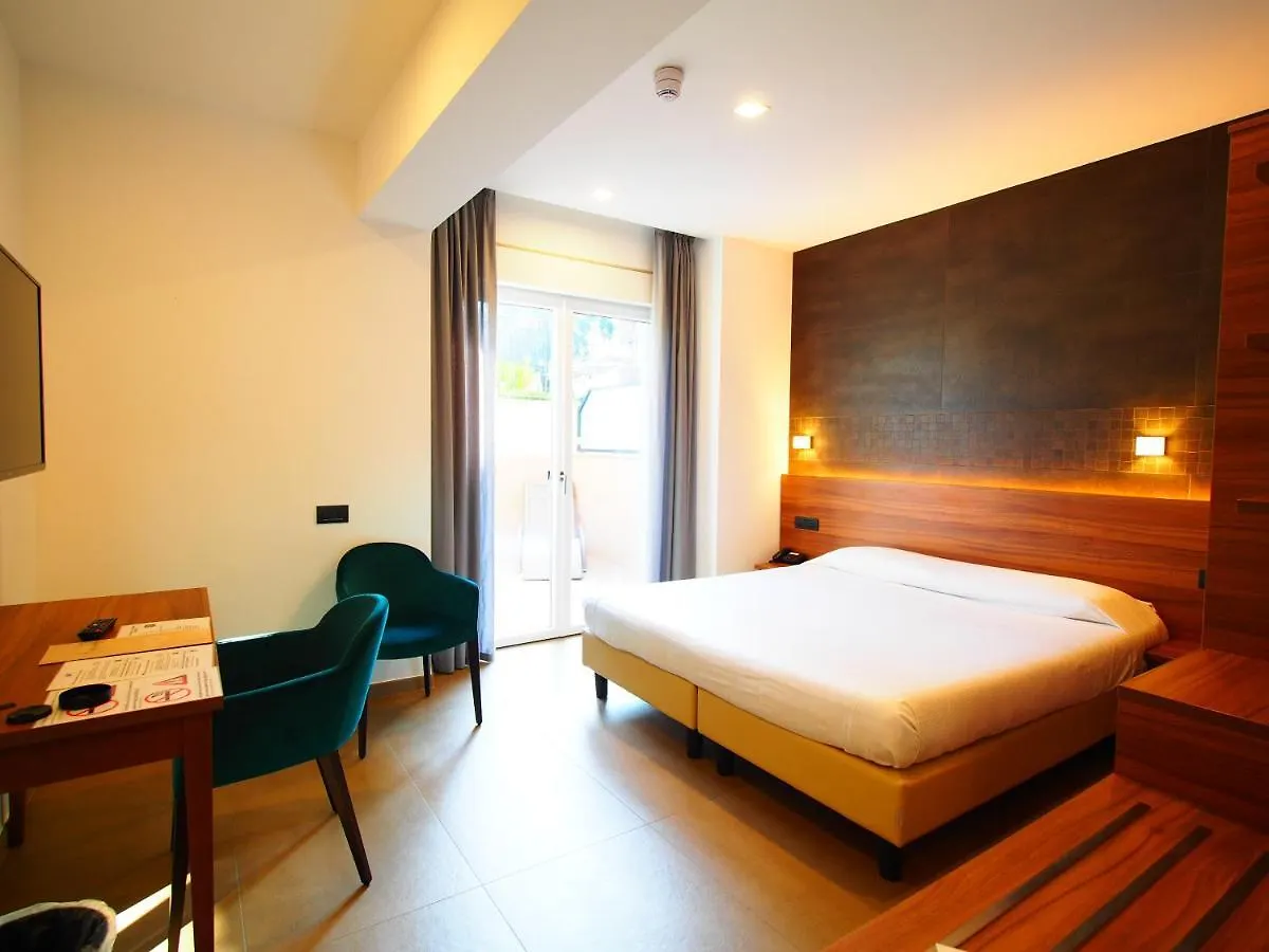 Kolping Hotel Casa Domitilla Rome 3*,  Italy